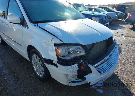 2014 Chrysler Town & Country Touring from USA, damaged, VIN 2C4RC1BG5ER225638